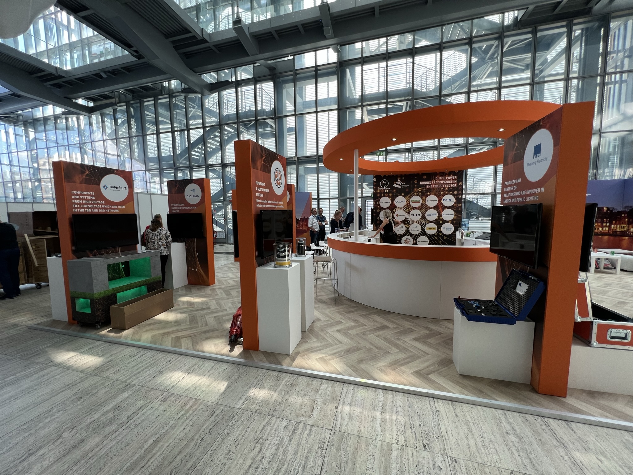 Presentatiezones binnen de Dutch Power stand op CIRED
